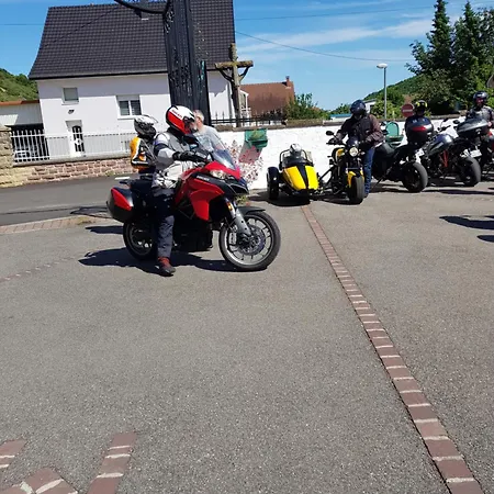 Domaine Du Vieux Moulin Apartament *